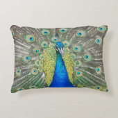 青い孔雀の羽の羽毛の写真 アクセントクッション (正面)