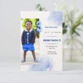 青い少年の3歳誕生日写真付き 招待状 (スタンド正面)