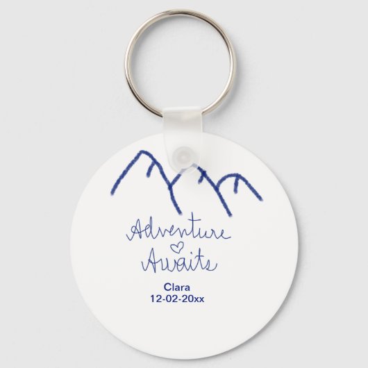 青い山の心に冒険が待っている 名前を記せ キーホルダー (正面)