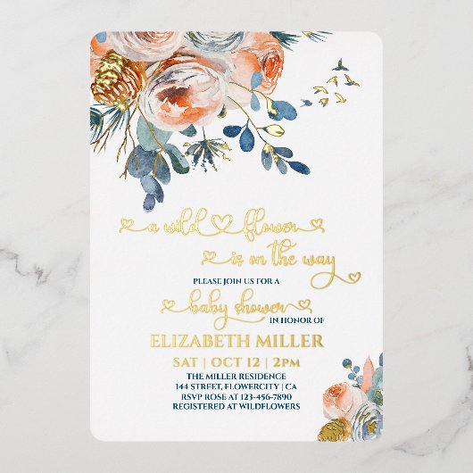 青い山花が赤ちゃん女の子のシャワーに向かっている 箔招待状 (正面)