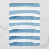 青い山花が赤ちゃん女の子のシャワーに向かっている 箔招待状 (裏面)