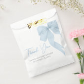 青い弓で男の子のシャワー フェイバーバッグ (封をした状態)