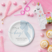 青い弓で男の子のシャワー ペーパープレート (パーティー)