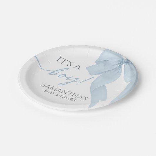 青い弓で男の子のシャワー ペーパープレート (アングル)