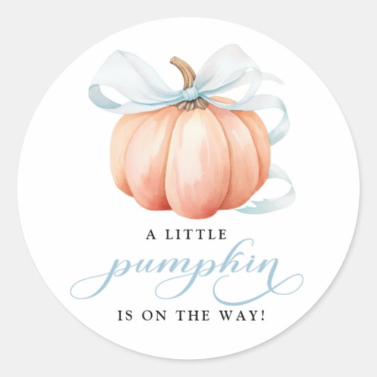 青い弓の赤ちゃんシャワーの途中の小さなカボチャ ラウンドシール (正面)