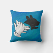 青い影の犬 クッション (裏面)