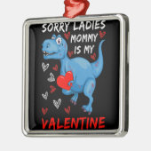 青い恐竜の申し訳ない女性ママは私のバレンタイン メタルオーナメント (左)