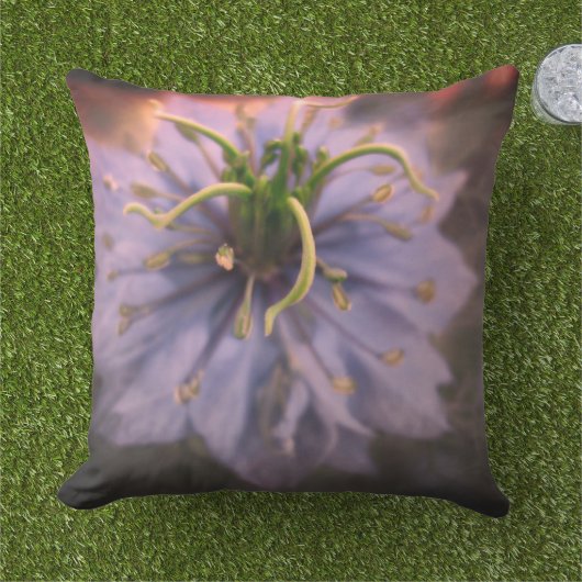 青い愛でミスト屋外アクセント枕 アウトドアクッション (芝生)