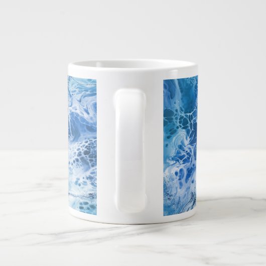 青い抽象芸術大理石の背景 ジャンボコーヒーマグカップ (裏面)