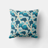 青い抽象芸術海床 |沿岸パターン クッション (裏面)
