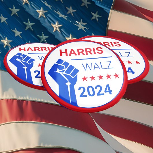 青い拳を上げろ!Kamala Harris/Walz 2024キャンペーン 缶バッジ