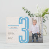 青い数3つの誕生日のパーティの招待状 招待状 (スタンド正面)