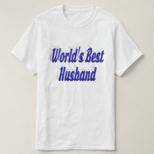 青い文字のTシャツを持つ夫 Tシャツ