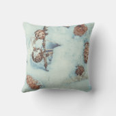 青い新雪のカラマツのコーン クッション (裏面)