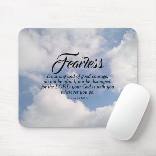 青い曇り空の写真は聖書の詩を恐れない マウスパッド (マウス)