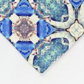 青い曼荼羅のハートパターンThunder_Cove フリースブランケット (角)