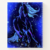 青い月明ランニングかりの夜の馬のノート ノートブック (裏面)