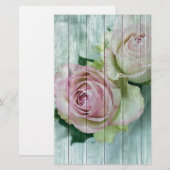 青い木の上の粗末なシックなピンクのバラ 便箋 (正面/裏面)