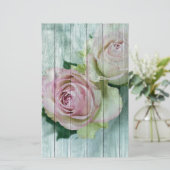 青い木の上の粗末なシックなピンクのバラ 便箋 (スタンド正面)