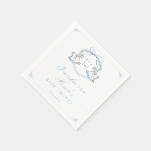 青い木製ロッキングホースのクレスト男の赤ちゃんシャワー スタンダードカクテルナプキン (角)