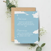 青い本と男の赤ちゃんの赤ちゃんシャワー 招待状