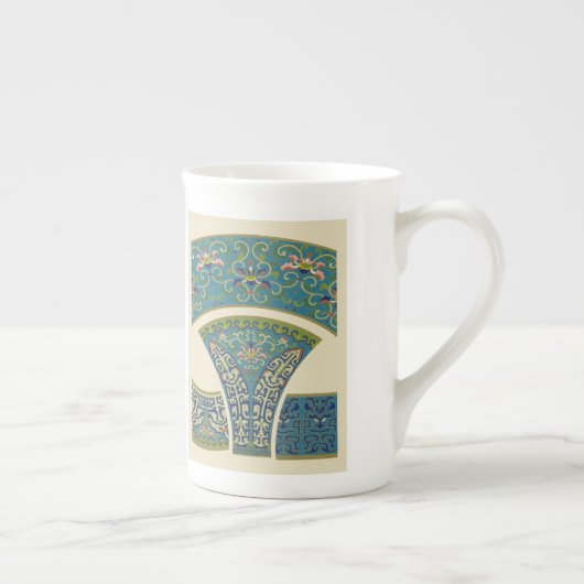 青い東洋のデザインと笑顔の顔 ボーンチャイナマグカップ (右)