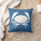 青い枕にカニ白 クッション (ブランケット)