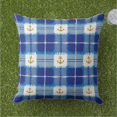 青い枕 アウトドアクッション (芝生)