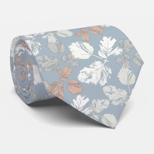 青い枝葉に繊細な小枝 ネクタイ (ロール)