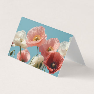 青い柔らかい空にポピー畑