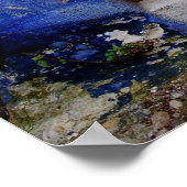 青い柱の間の幸せな女 ポスター (角)