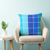 青い正方形のグラデーションストライプの クッション (椅子)