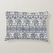 青い民族象パターン アクセントクッション (裏面)
