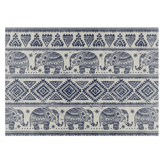 青い民族象パターン カッティングボード (正面)