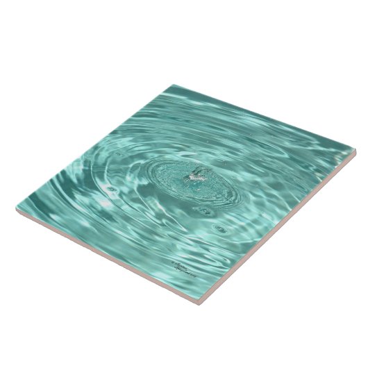 青い水が波打つタイル タイル (側面)