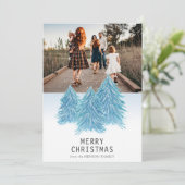 青い水彩画のクリスマスツリー アーティスティック フォト シーズンカード (スタンド正面)