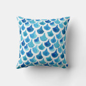 青い水彩画のスケールパターン クッション (裏面)