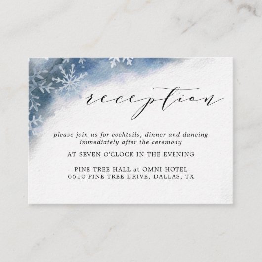 青い水彩画の雪片の結婚披露宴カード エンクロージャーカード (正面)
