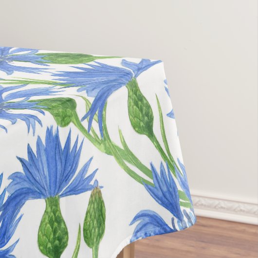 青い水色のトウモロコシの花、白い上に野生の花 テーブルクロス (インサイチュ)
