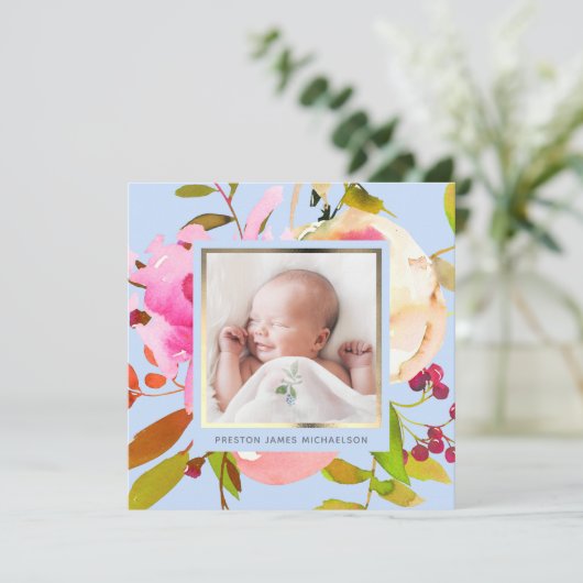 青い水色のフローラ写真の誕生発表 招待状 (スタンド正面)