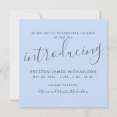 青い水色のフローラ写真の誕生発表 招待状 (裏面)