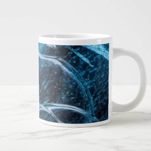 青い氷の壁をクローズアップ ジャンボコーヒーマグカップ (右)