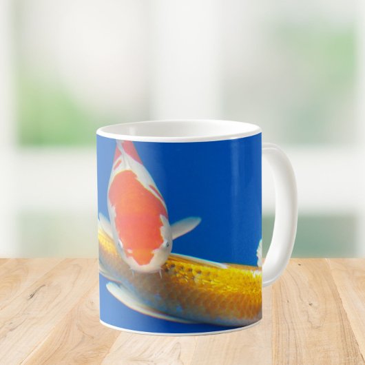 青い池のカラフルな鯉 コーヒーマグカップ