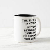 青い波が来だ！ ツートーンマグカップ (正面右)