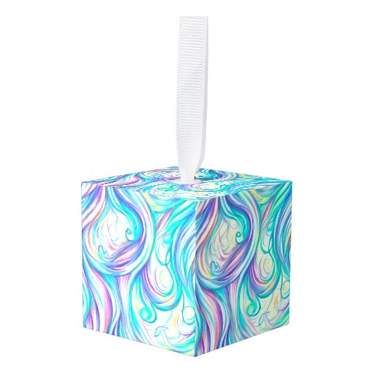 青い波の渦巻きパターンと渦巻きパターン キューブオーナメント (正面アングル)