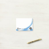 青い波10年の従業員記念日賞 ポストイット (デスク上)