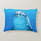 青い海のかわいいイルカの海生動物 アクセントクッション (裏面)