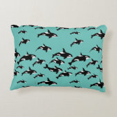 青い海のクールな海洋生物としてのオルカのキラークジラ アクセントクッション (裏面)
