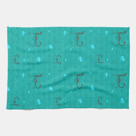 青い海の上でアイスバーグと魚を可愛くネシー キッチンタオル (横)