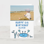 青い海の動物 カニの殻の少年 誕生日写真カード カード (正面)